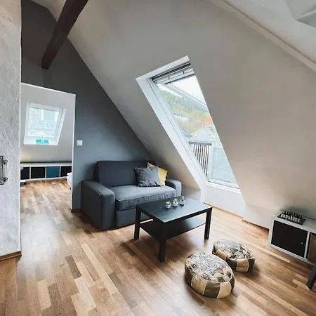 With Loft & Window Balcony, Free Parking Apartment *