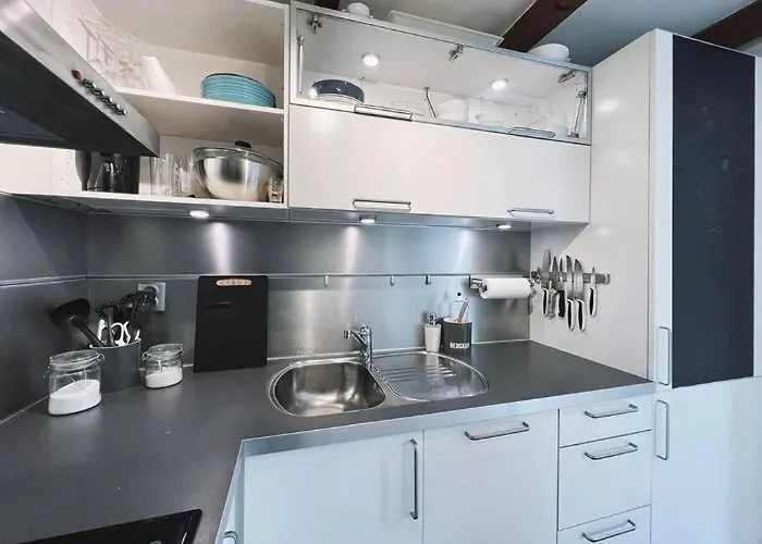 Διαμέρισμα With Loft & Window Balcony, Free Parking Μπέργκεν